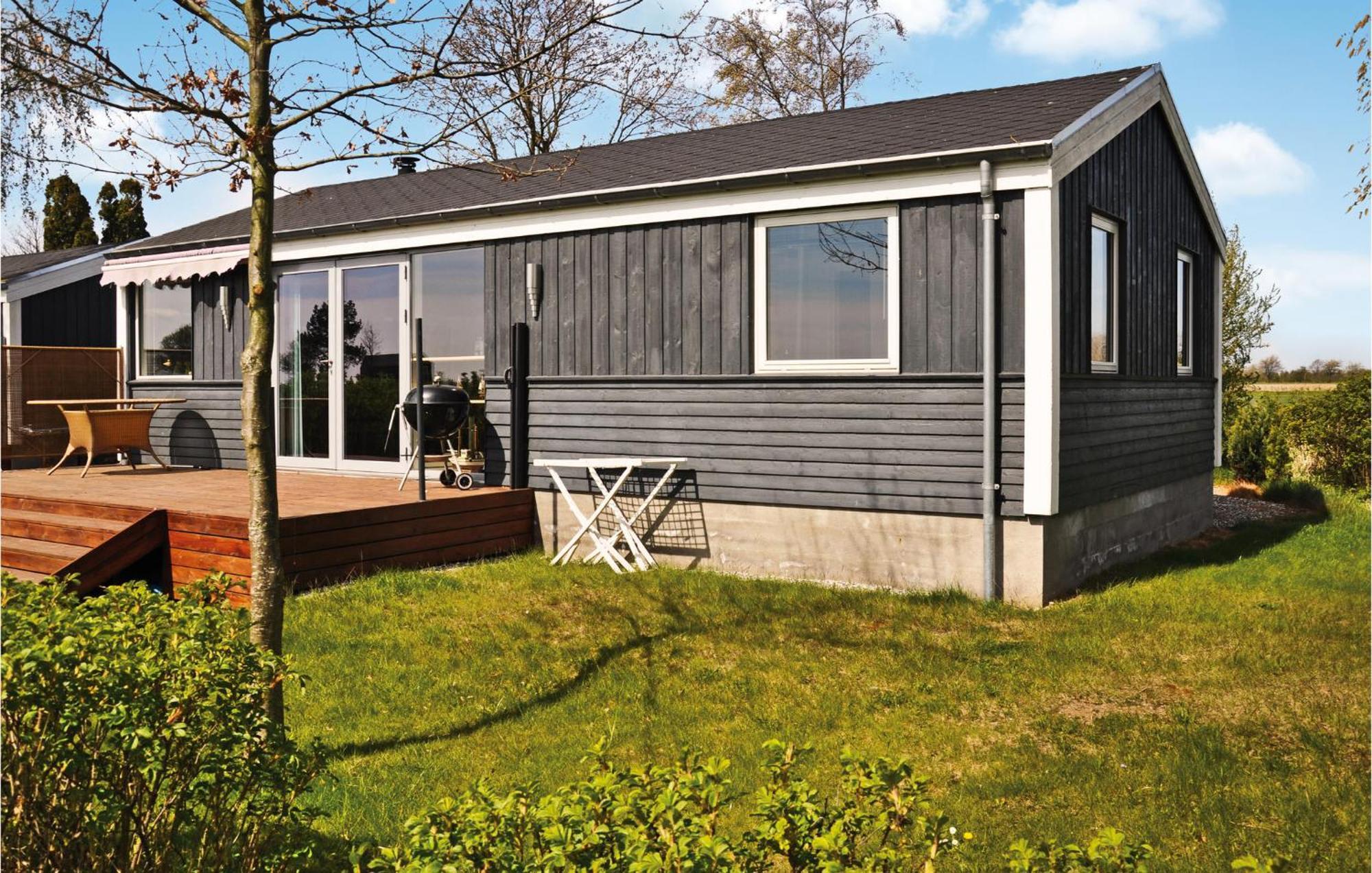 Cozy Home In Otterup With Kitchen Exteriér fotografie
